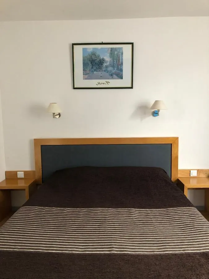 **  Hotel Au Petit Languedoc France